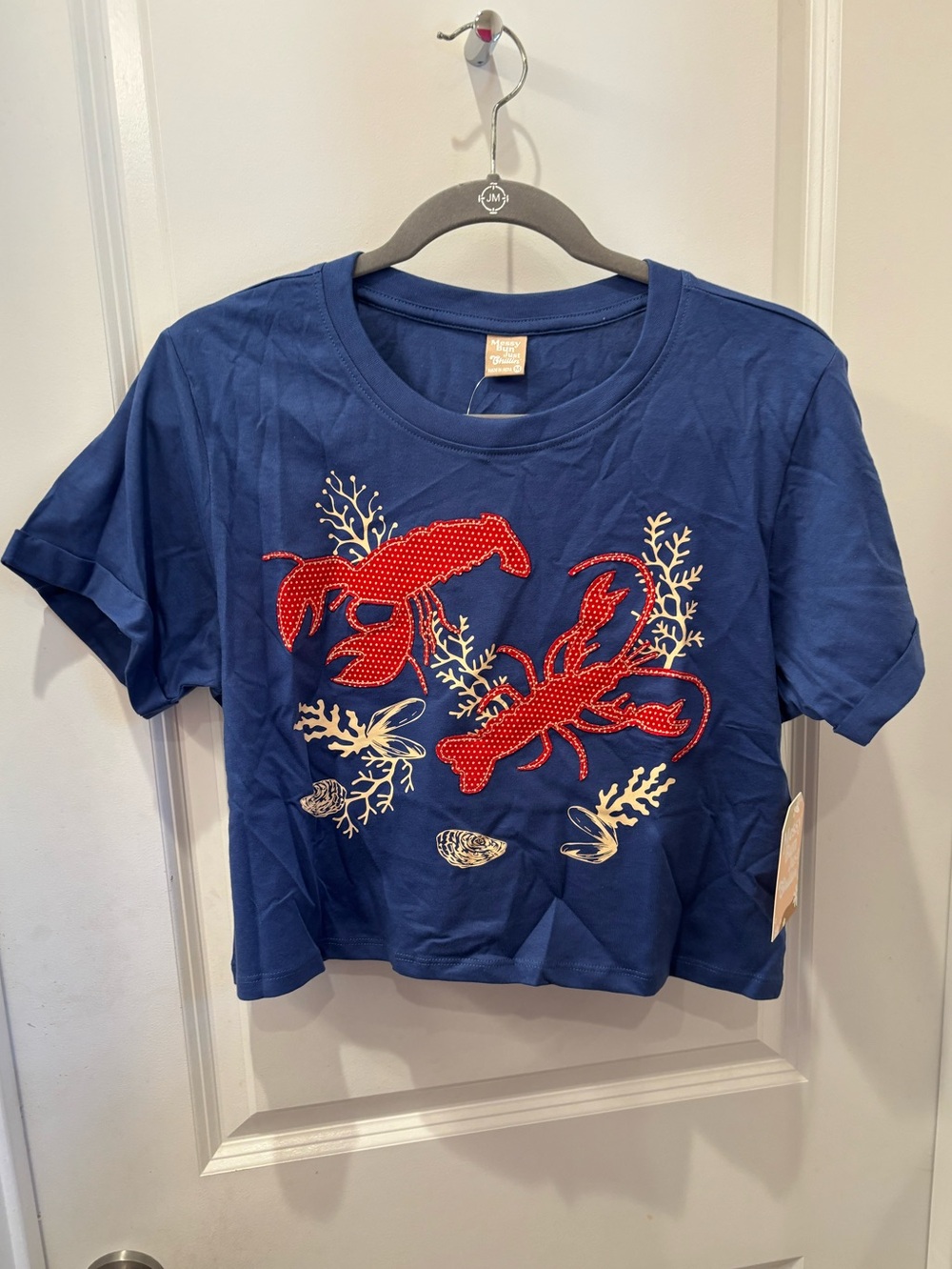 NWT Anthro Messy Bun Just Chillin’ cropped lobster appliqué tee-L